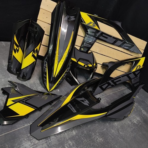 Grafica plastica beta rr - +,